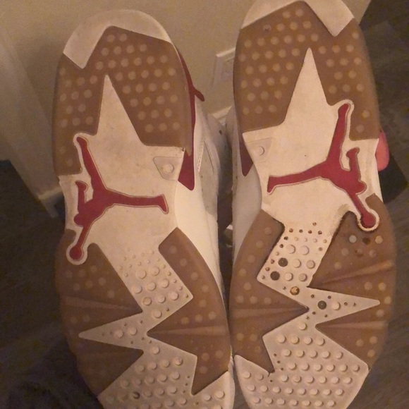 Jordan 6 - Picture 5 of 5